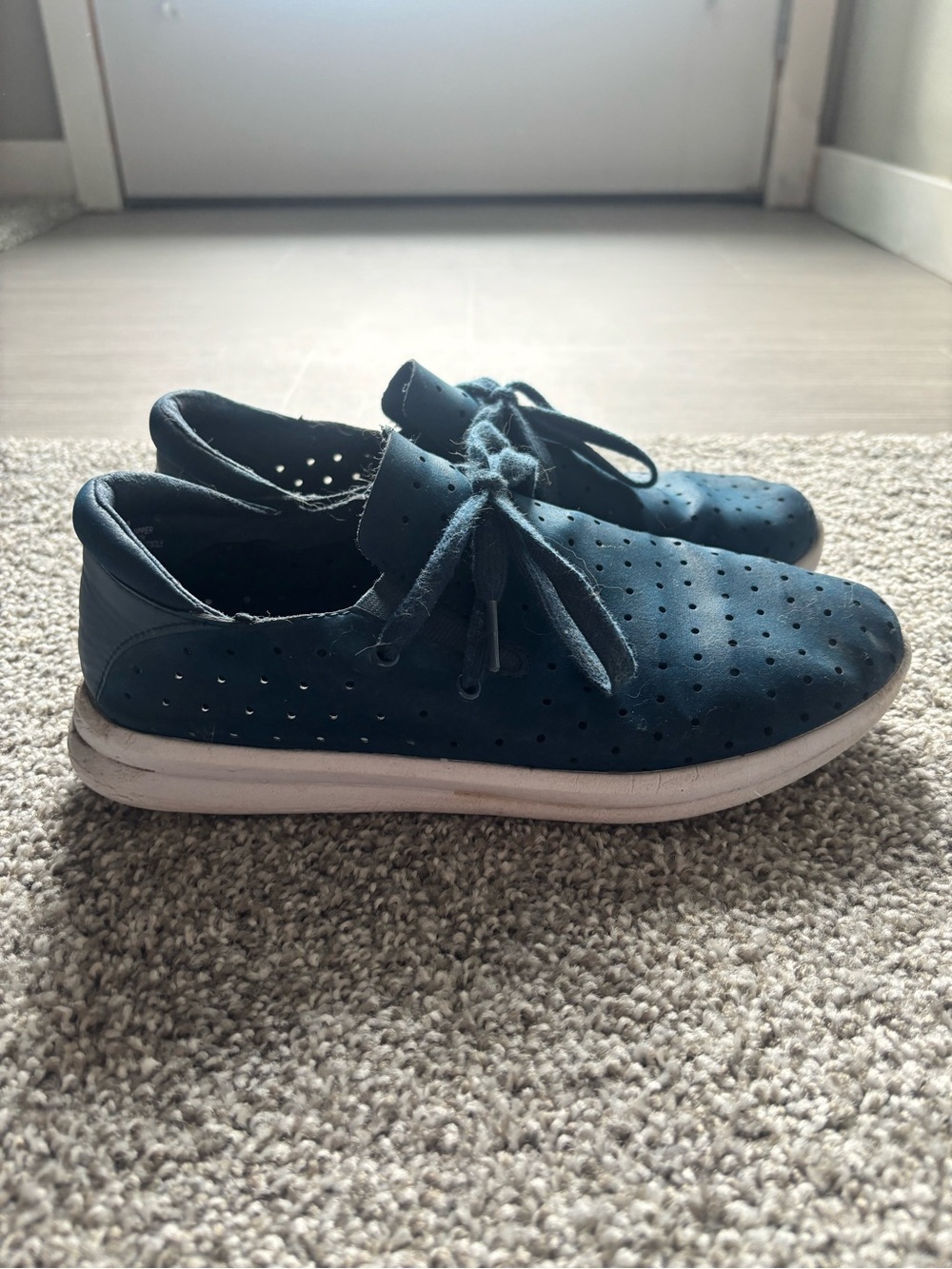Casual Perforated Lace-Up Sneakers in Navy